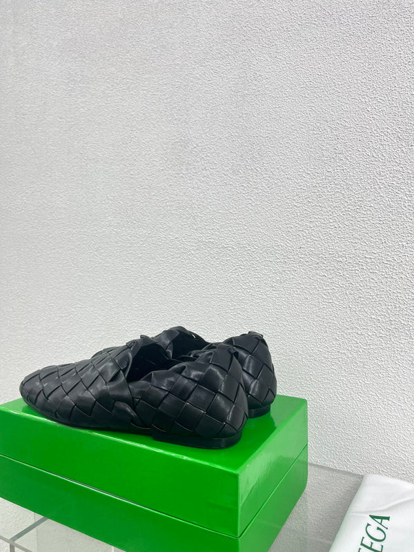 Bottega Veneta Intrecciato Black Lambskin 972909