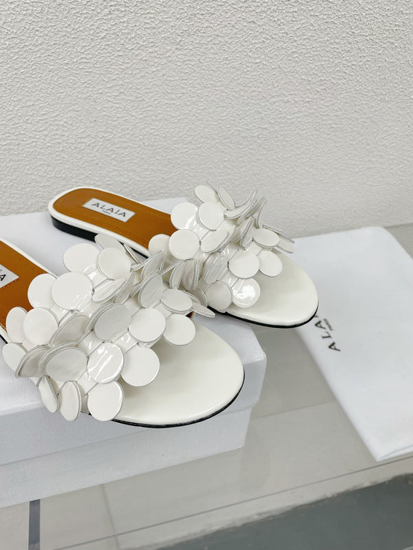 sandalo alaia mulo fiore bianco pantent pelle di agnello