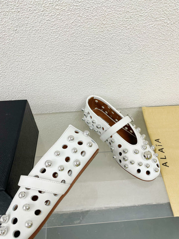 Alaila Ballet Flats In White Lambskin Beaded 897248