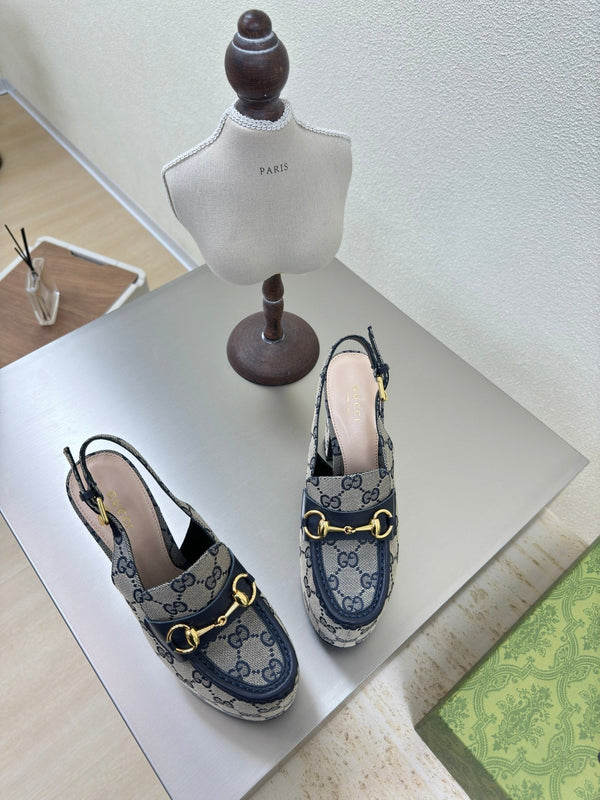 GG WOMEN'S HORSEBIT PLATFORM LOAFER SLINGBACK IN BEIGE AND BLUE CANVAS