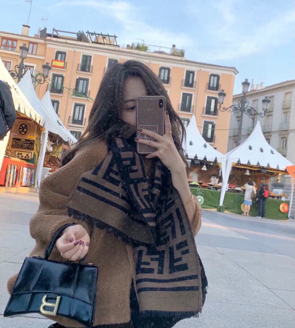 FF 180 CM SCARF IN CAMEL BROWN MIX BLACK CASHMERE AND WOOL