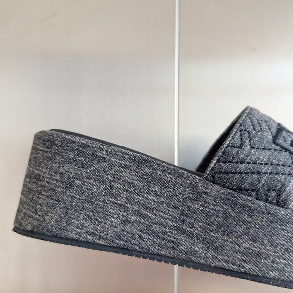 FENDI PLATFORM WEDGES IN BLACK JACUARD FABRIC WITH BLACK EMBROIDERED LOGO