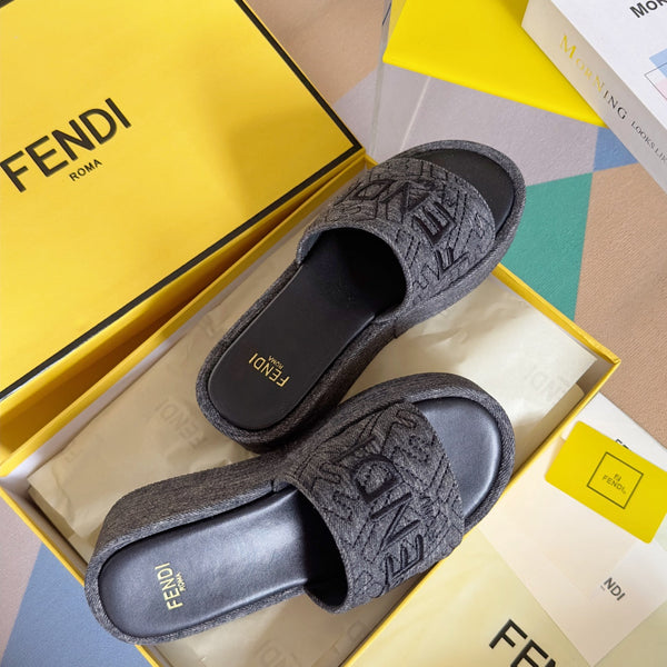 FENDI PLATFORM WEDGES IN BLACK JACUARD FABRIC WITH BLACK EMBROIDERED LOGO