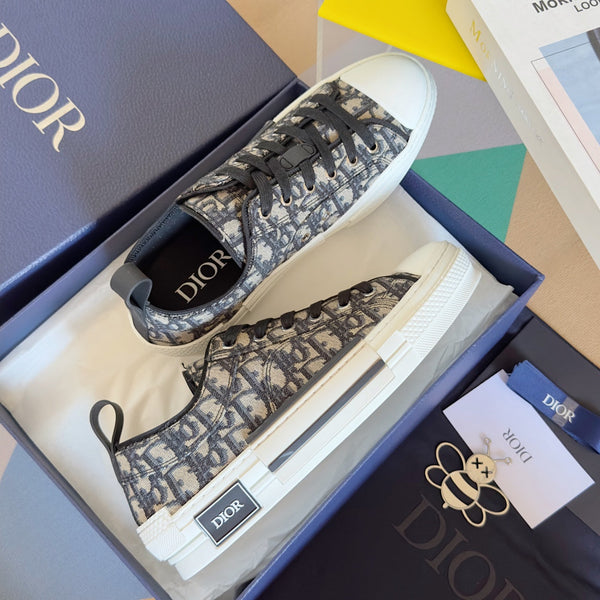 CD B23 Low-Top Sneaker 35mm White Black Oblique Jacquard Fabric