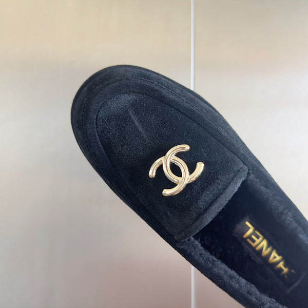 CC Moccasins 15mm Black Suede