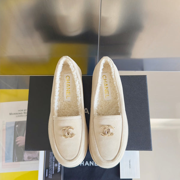 CC Moccasins 15mm White Suede