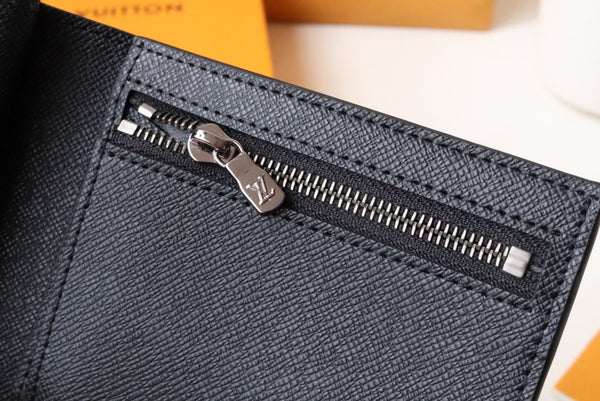 LV M60053 Amerigo Wallet Gray Monogram Canvas 224129