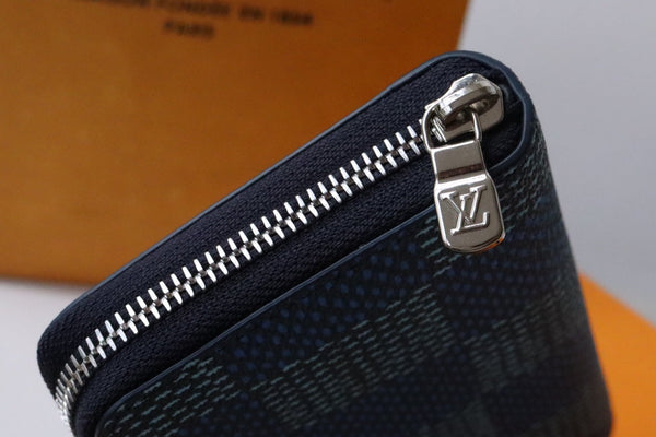 LV Zippy Wallet Vertical Blue Damier Heritage Canvas 217110