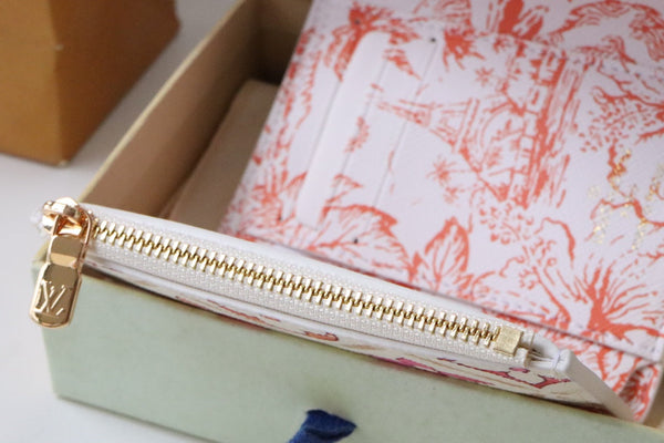 Portafoglio LV By the Pool Victorine in tela monocolore rosa con stampa a piastrelle 204713