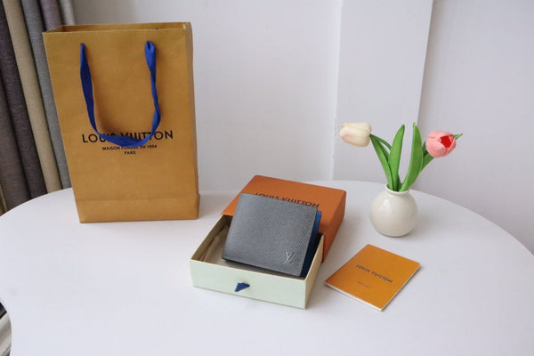 LV M11582 Slender Wallet Gray Blue Cowhile 224133