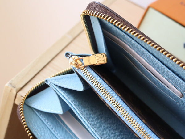 LV M12223 Zippy Wallet Azur Frost Monogram Canvas 224257