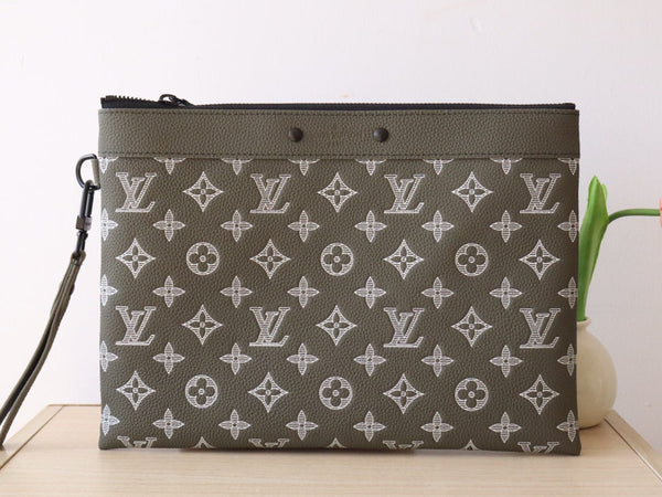 LV Pochette Voyage Anthracite Grey Monogram Cowhide 224278
