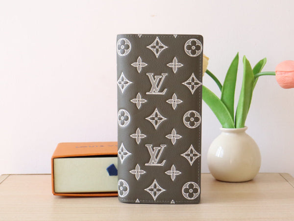 LV M12502 Brazza Wallet Anthracite Grey Monogram Cowhide 224283