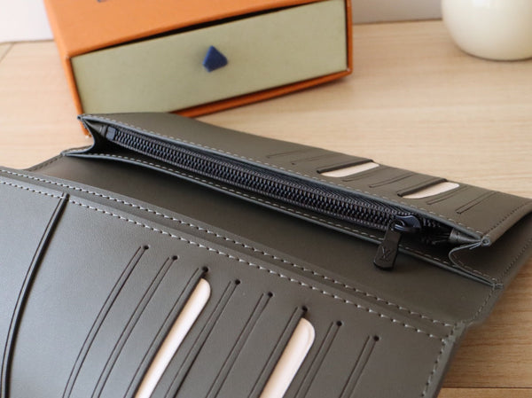 LV M12502 Brazza Wallet Anthracite Grey Monogram Cowhide 224283