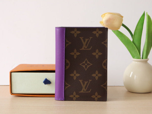 LV M82862 Passport Holder Purple Monogram Canvas 224118