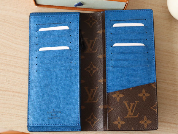 LV M81538 Brazza Wallet Blue Monogram Canvas & Calfskin 224094