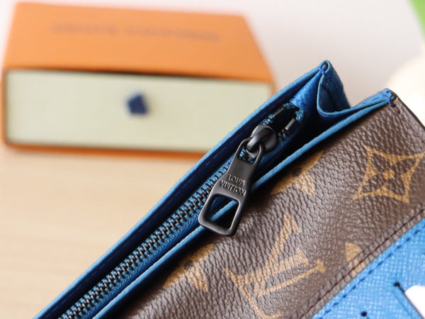 LV M81538 Brazza Wallet Blue Monogram Canvas & Calfskin 224094
