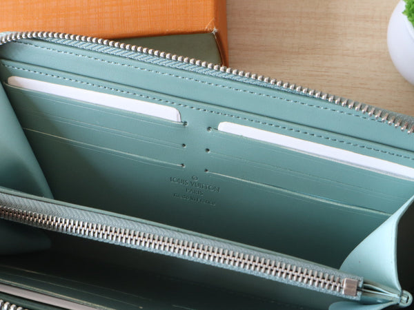 LV Zippy Wallet 19.5cm Monogram Grained Taurillon Cowhide