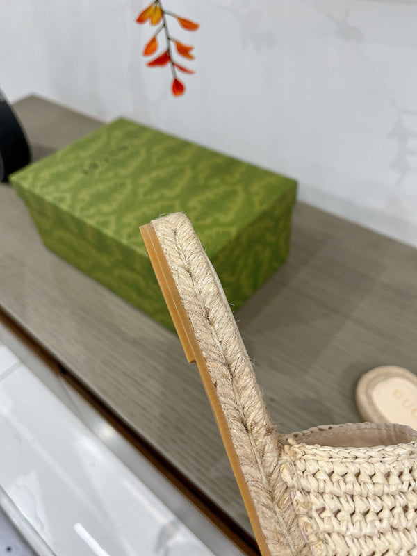 GG INTERLOCKING G ESPADRILLE CREAM FABRIC