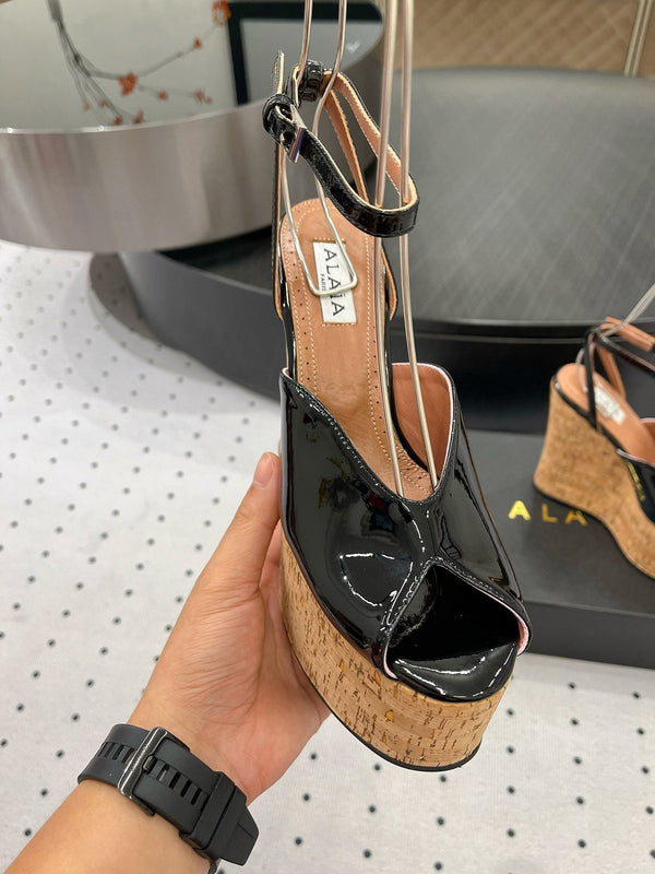 Alaila Wedge Sandals 135mm In Black Glossy Lambskin 954897