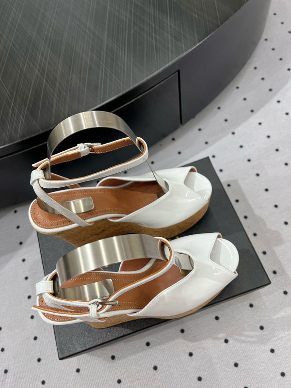 Alaila Wedge Sandals 135mm In White Glossy Lambskin 954903