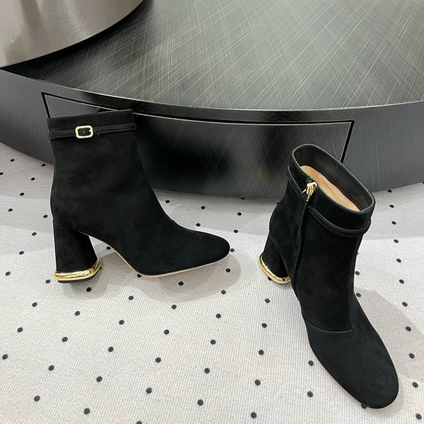 Viv Simple Elegant Boots Black Sheep Suede 365208