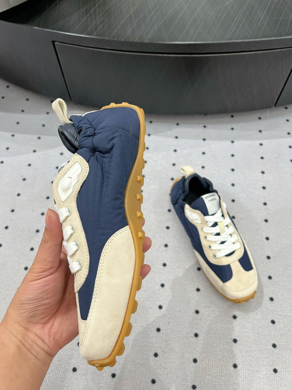 Sneaker HM da 10 mm in pelle scamosciata beige e tessuto antivento blu intenso 954750