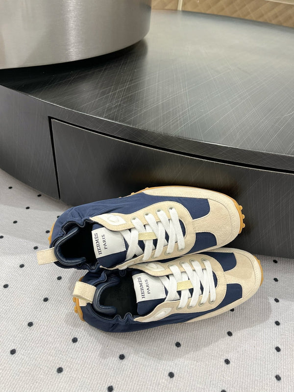 Sneaker HM da 10 mm in pelle scamosciata beige e tessuto antivento blu intenso 954750