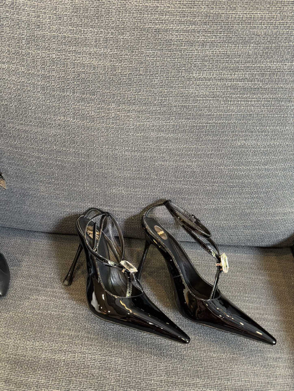 HIGH SANDAL ATTACHED GEM IN BLACK GLOSSY CALFSKIN