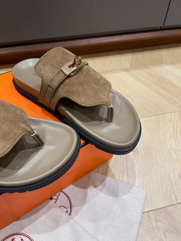 HM 25 Empire Sandal Calfskin and Suede 245689