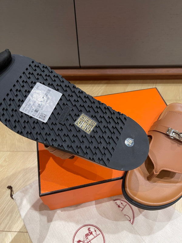 Sandalo HM 25 Empire in pelle di vitello e gomma 245684