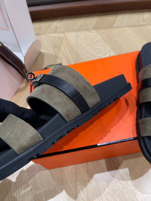 Sandalo HM 25 Jackson in pelle scamosciata color cachi e vitello nero