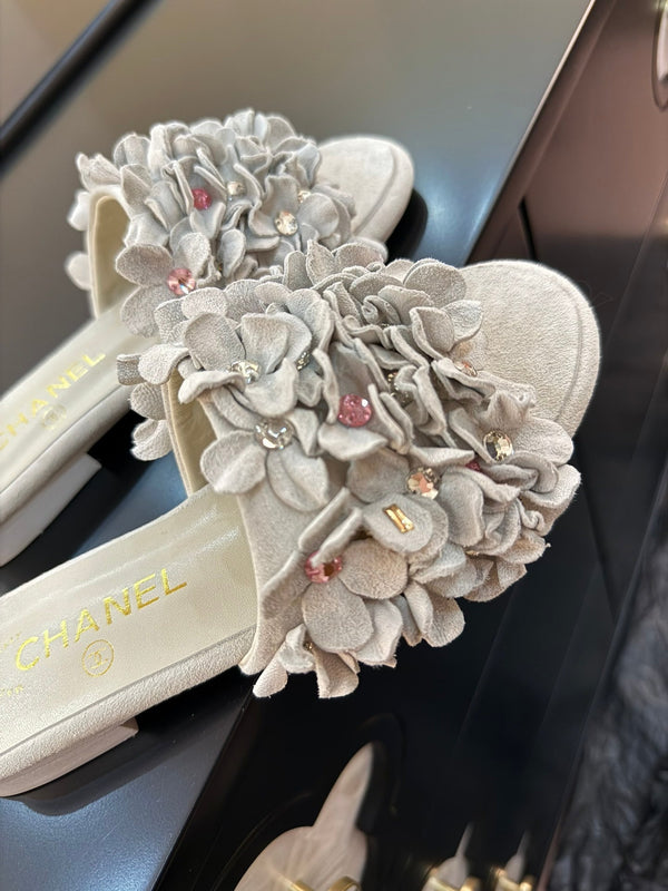 CC 25C Mules Grey Suede Strass