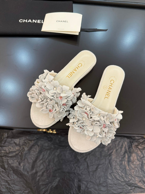 CC 25C Mules Grey Suede Strass