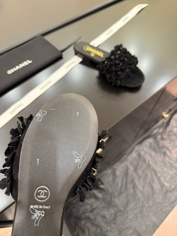 CC 25C Mules Black Suede Strass