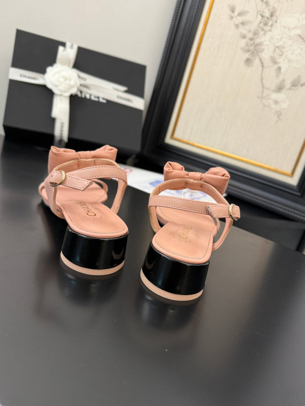 CC 25 Bow Attached Sandals Pink Sheepskin 233420
