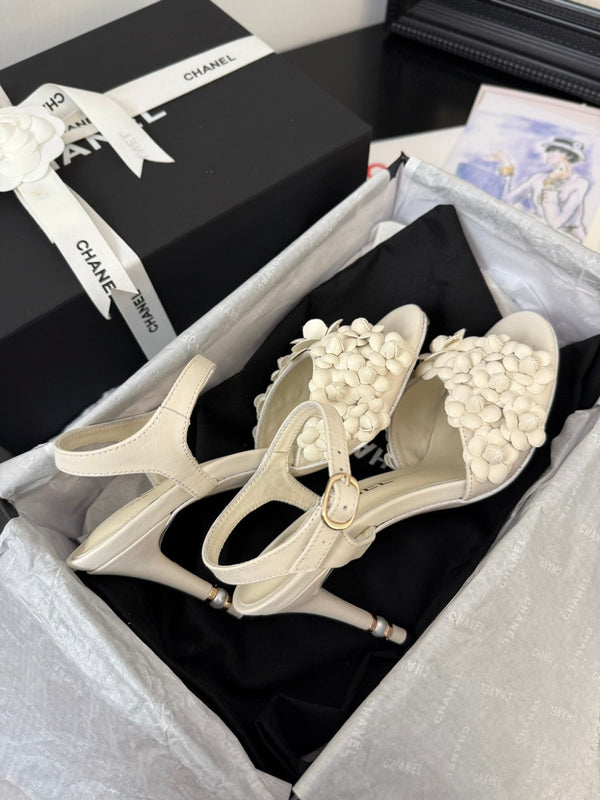 CC 25 Slingback White Lambskin 233399