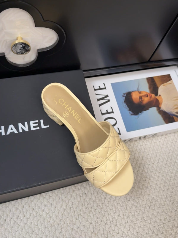 CC 25C Mule Sandal 45mm Open Heel Beige Lambskin 233493