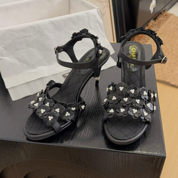 CC 25 Pearl Slingback Black Sheepskin 252291