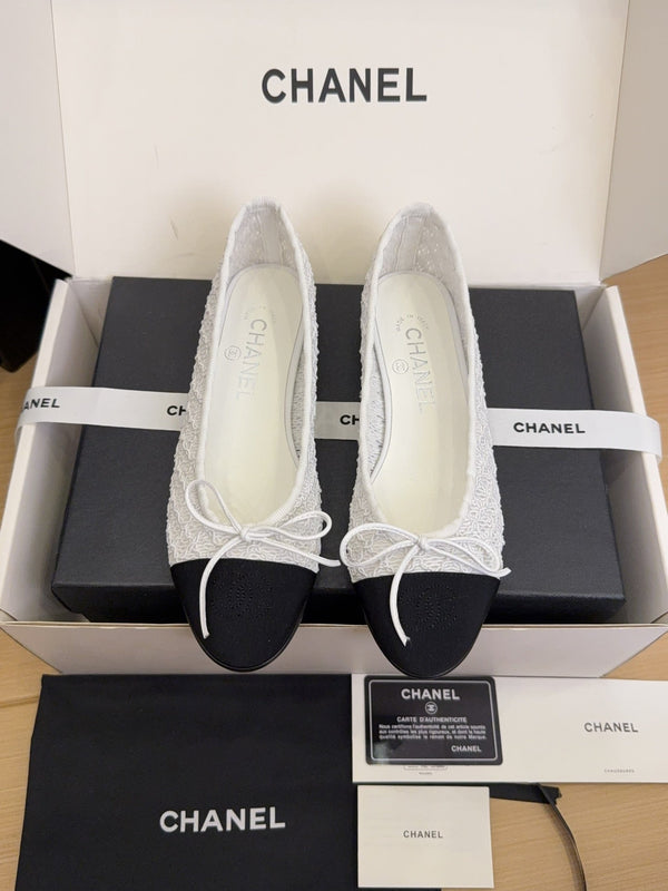 CC 25 Ballet Flats White Mesh Fabric Black Grosgrain 277707