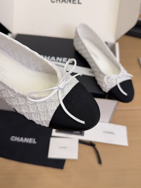 CC 25 Ballet Flats White Mesh Fabric Black Grosgrain 277707