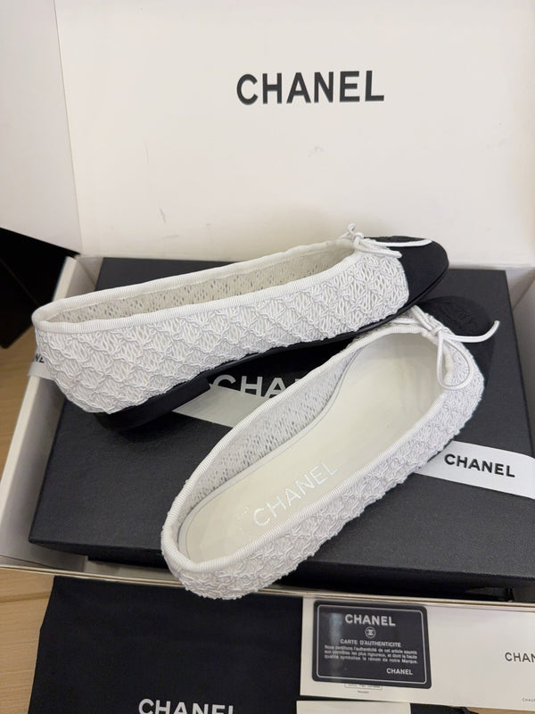 CC 25 Ballet Flats White Mesh Fabric Black Grosgrain 277707