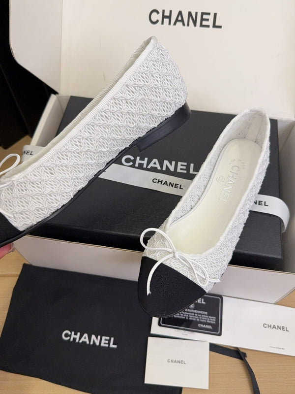 CC 25 Ballet Flats White Mesh Fabric Black Grosgrain 277707