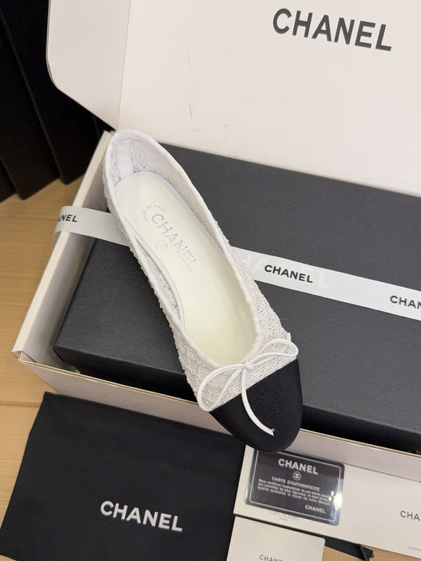 CC 25 Ballet Flats White Mesh Fabric Black Grosgrain 277707