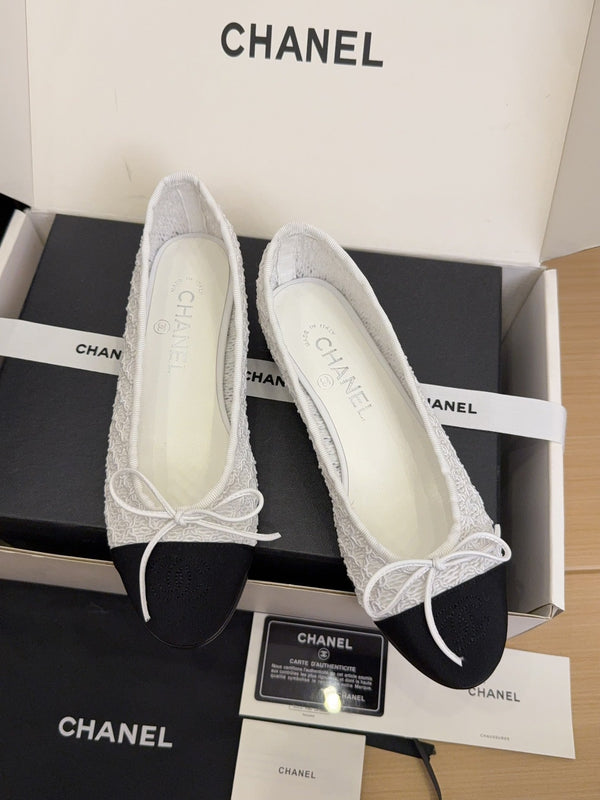CC 25 Ballet Flats White Mesh Fabric Black Grosgrain 277707