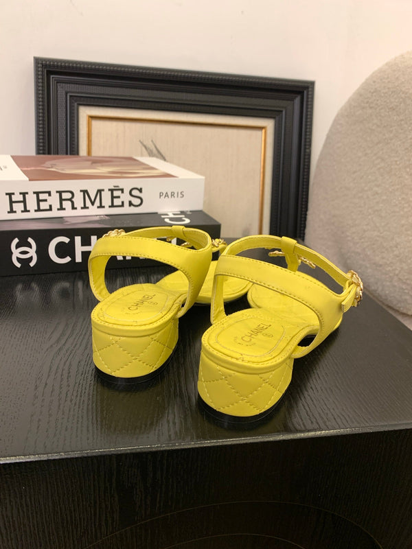 Sandalo infradito CC 25 in pelle doppia C