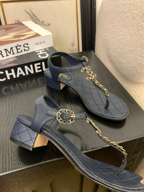 Sandalo infradito CC 25 in pelle doppia C