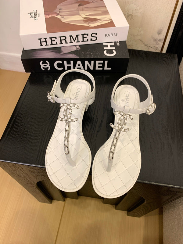 Sandalo infradito CC 25 in pelle doppia C