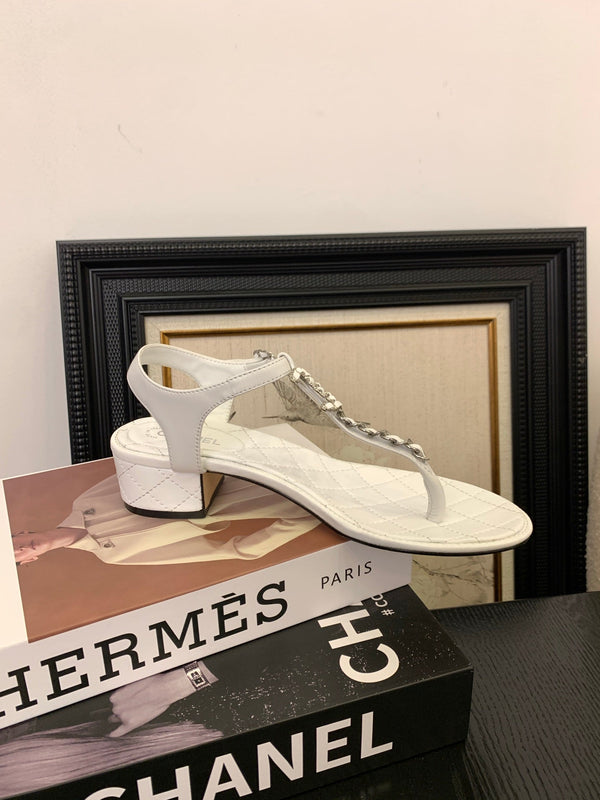 Sandalo infradito CC 25 in pelle doppia C