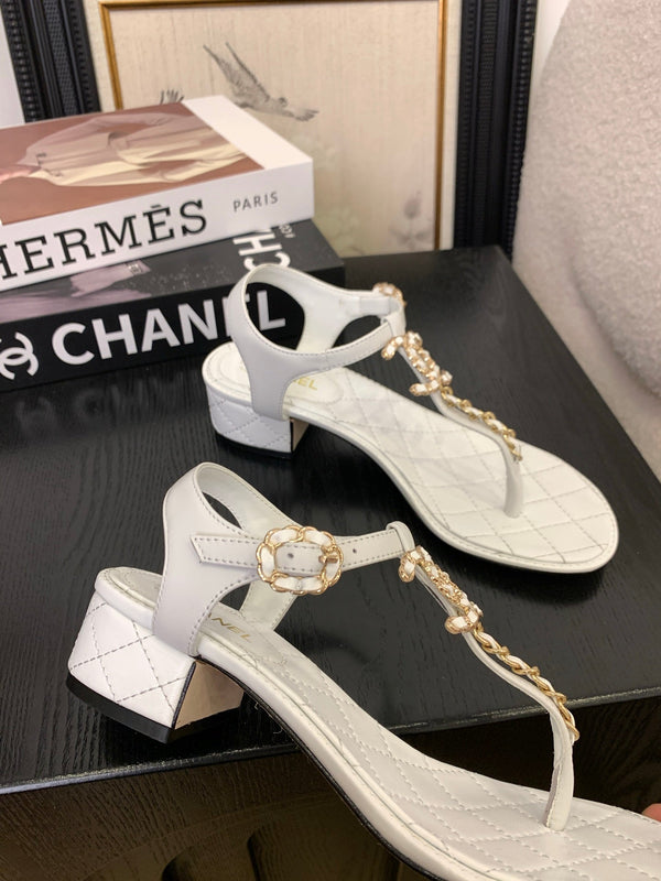 Sandalo infradito CC 25 in pelle doppia C